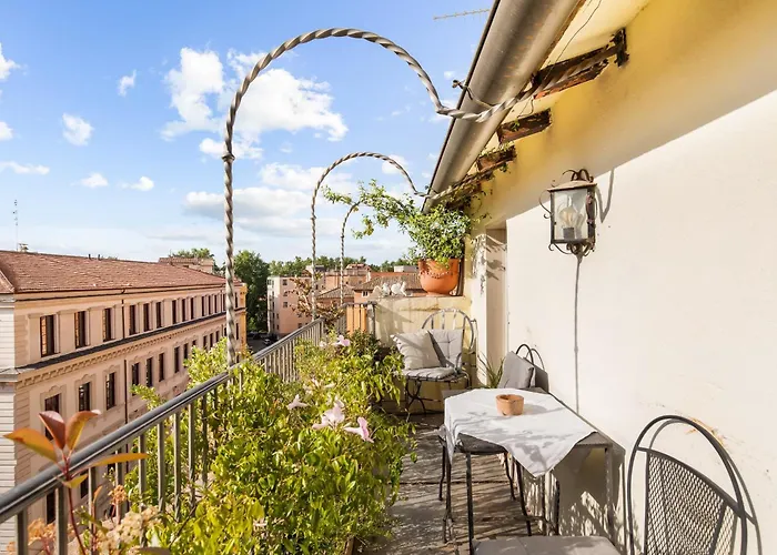 Piazza Mattei Terrace | Romeloft * روما