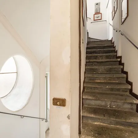 Piazza Mattei Terrace | Romeloft Apartment Rom