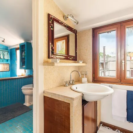 Piazza Mattei Terrace | Romeloft Daire *