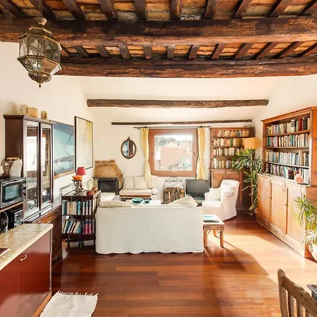 Piazza Mattei Terrace | Romeloft Daire *